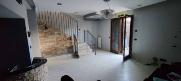 Дом с 3 комнатами в Ардеа, Италия № 12448 38