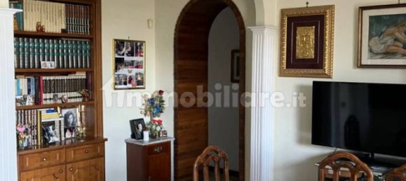 3 bedrooms Apartment in Rome, Italy No. 321394 2