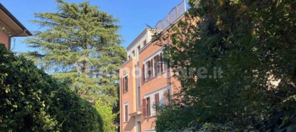 3 bedrooms Apartment in Rome, Italy No. 321394 18