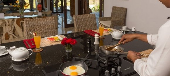 6 Schlafzimmer Villa in Canggu, Indonesia, Nr. 2996 18