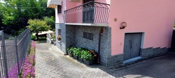 Villa de 5 habitaciónes en Asti, Italy No. 161204 24