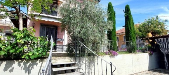 Villa de 5 habitaciónes en Asti, Italy No. 161204 16