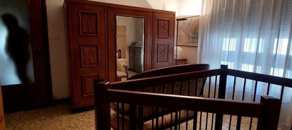 Villa de 5 habitaciónes en Asti, Italy No. 161204 2