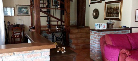 Villa de 5 habitaciónes en Asti, Italy No. 161204 37