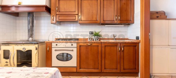 2 bedrooms House in Carmignano di Brenta, Italy No. 271072 7