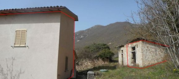 4 rooms Apartment in Cerreto di Spoleto, Italy No. 44039 10