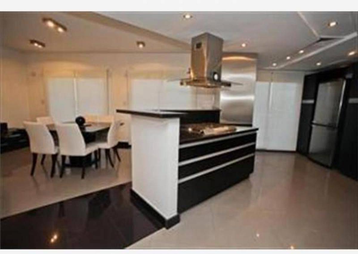 4 bedrooms Apartment in Buenos Aires, Argentina No. 86421