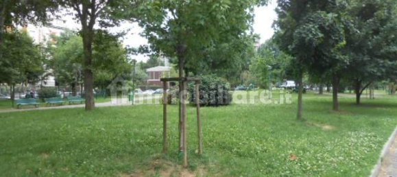 2 Schlafzimmer Wohnung in Milan, Italy, Nr. 360103 30