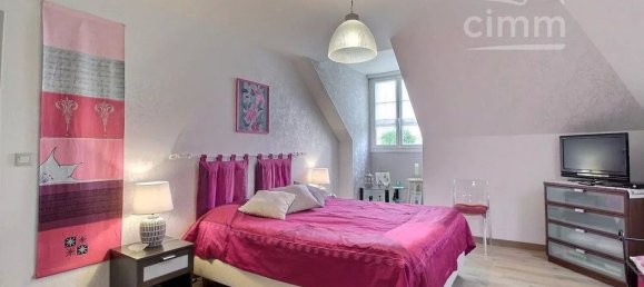 6 bedrooms House in Savonnieres, France No. 350716 20