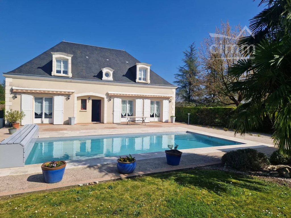 6 bedrooms House in Savonnieres, France No. 350716