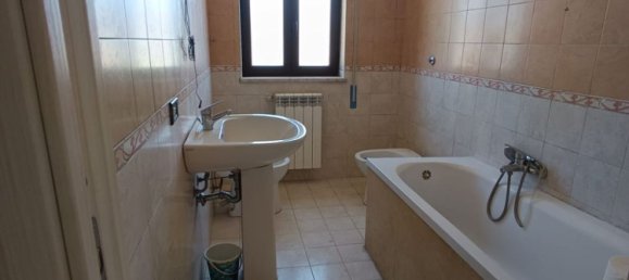 4 chambres Appartement à Mondragone, Italy No. 314043 8
