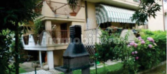 3 bedrooms Apartment in Lendinara, Italy No. 54442 7