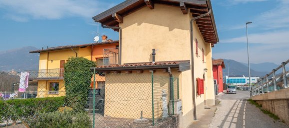 Дуплекс с 2 комнатами в Альменно Сан Сальваторе, Италия № 59381 11