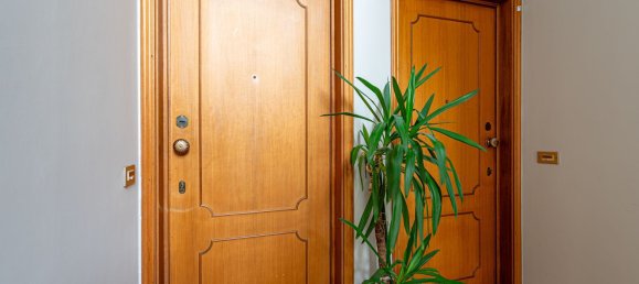 3غرفة شقة في Collegno, Italy رقم 210732 43