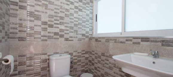 3 bedrooms House in San Bartolome De Tirajana, Spain No. 182267 8