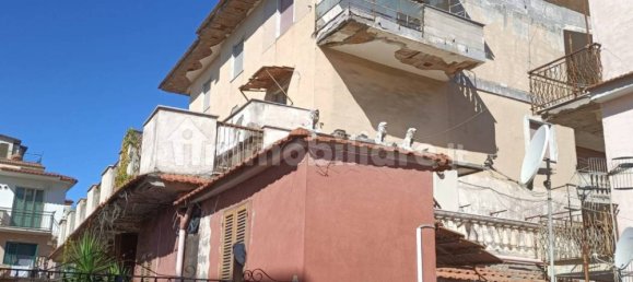 12 chambres Villa à Giugliano in Campania, Italy No. 118357 14