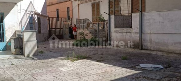 12 chambres Villa à Giugliano in Campania, Italy No. 118357 3