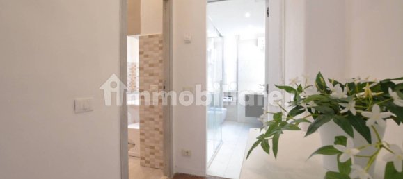 2 bedrooms Apartment in Rome, Italy No. 16028 30