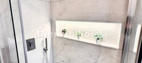 2 bedrooms Apartment in Rome, Italy No. 16028 36