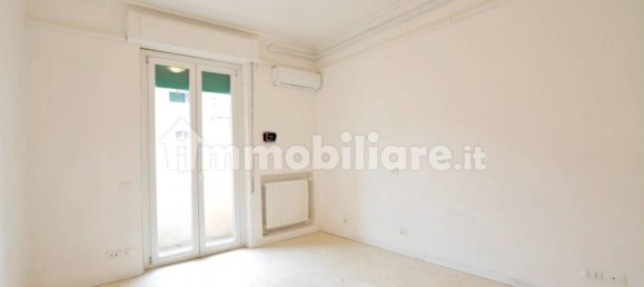 2 bedrooms Apartment in Rome, Italy No. 16028 13