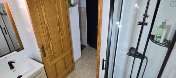 3 Schlafzimmer Wohnung in Alicante, Spain, Nr. 145899 5