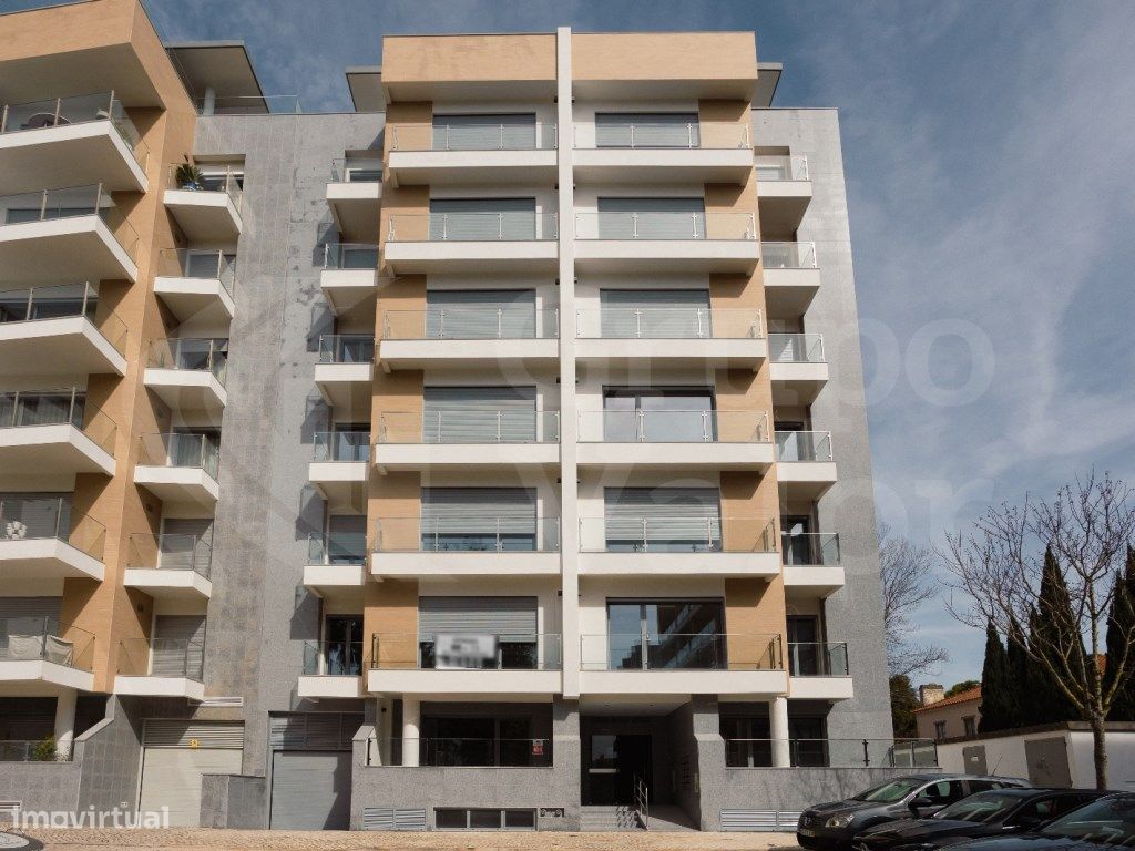 3 bedrooms Apartment in Cascais, Portugal No. 79943