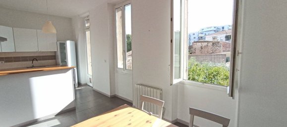 2 chambres Appartement à Marseille, France No. 346090 2