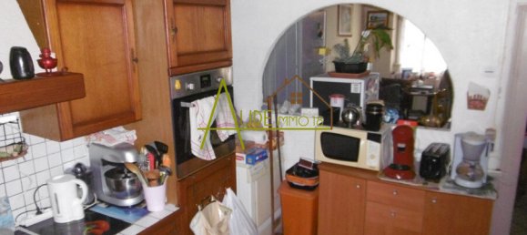 4 bedrooms House in Cornusse, France No. 88391 10