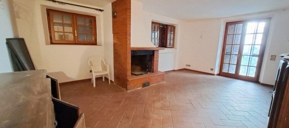 4 bedrooms Villa in Cortona, Italy No. 118784 11