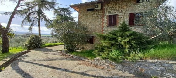 4 bedrooms Villa in Cortona, Italy No. 118784 7