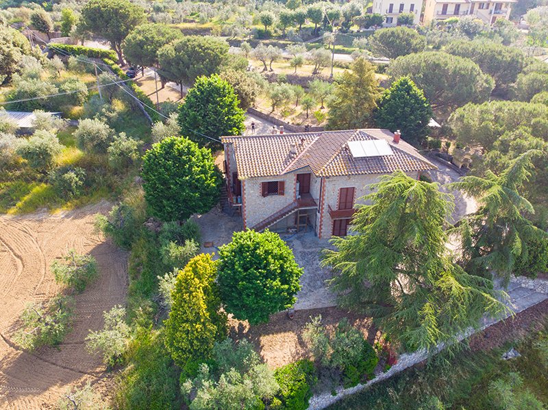 4 bedrooms Villa in Cortona, Italy No. 118784
