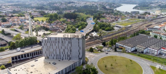 3 bedrooms Apartment in Porto, Portugal No. 161754 27