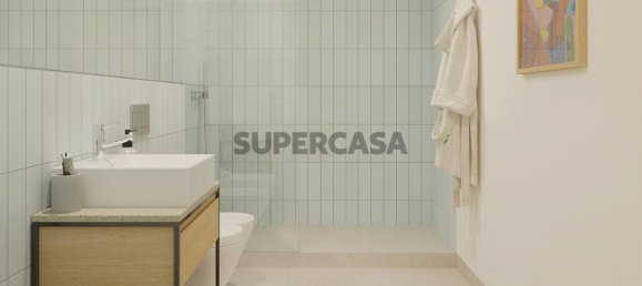 3 bedrooms Apartment in Porto, Portugal No. 161754 5