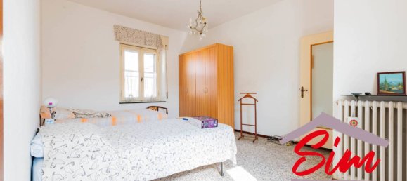 5 chambres Villa à Borgolavezzaro, Italy No. 325010 19