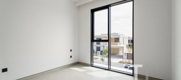 4 bedrooms Villa in Tilal Al Ghaf, UAE No. 94307 8