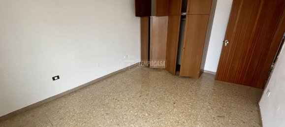 3-salle Appartement à Pescara, Italy No. 13145 17