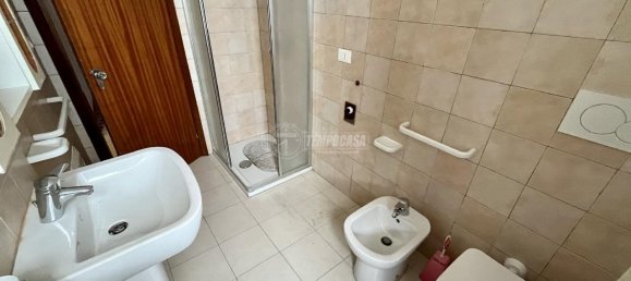 3-salle Appartement à Pescara, Italy No. 13145 14
