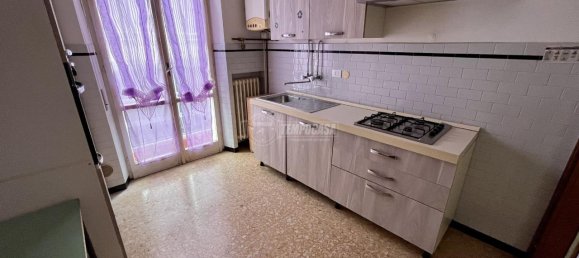 3-salle Appartement à Pescara, Italy No. 13145 3