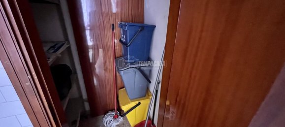 3-salle Appartement à Pescara, Italy No. 13145 16