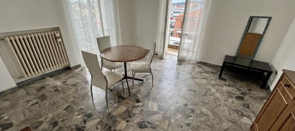 3-salle Appartement à Pescara, Italy No. 13145 9