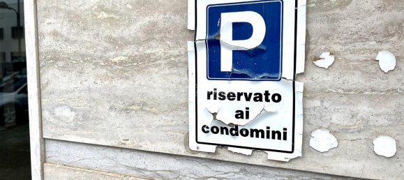 3-salle Appartement à Pescara, Italy No. 13145 18