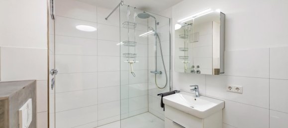 Квартира с 1 спальней в Штутгарт, Германия № 28401 20