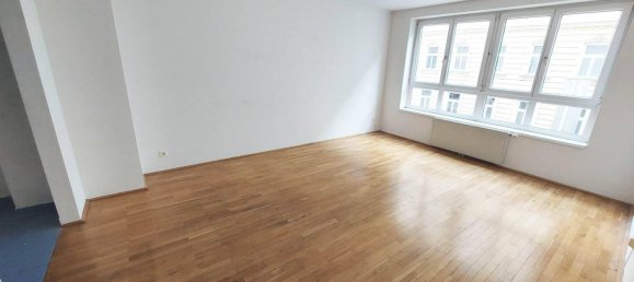 2 rooms Apartment in Josefstadt, Austria No. 256462 2