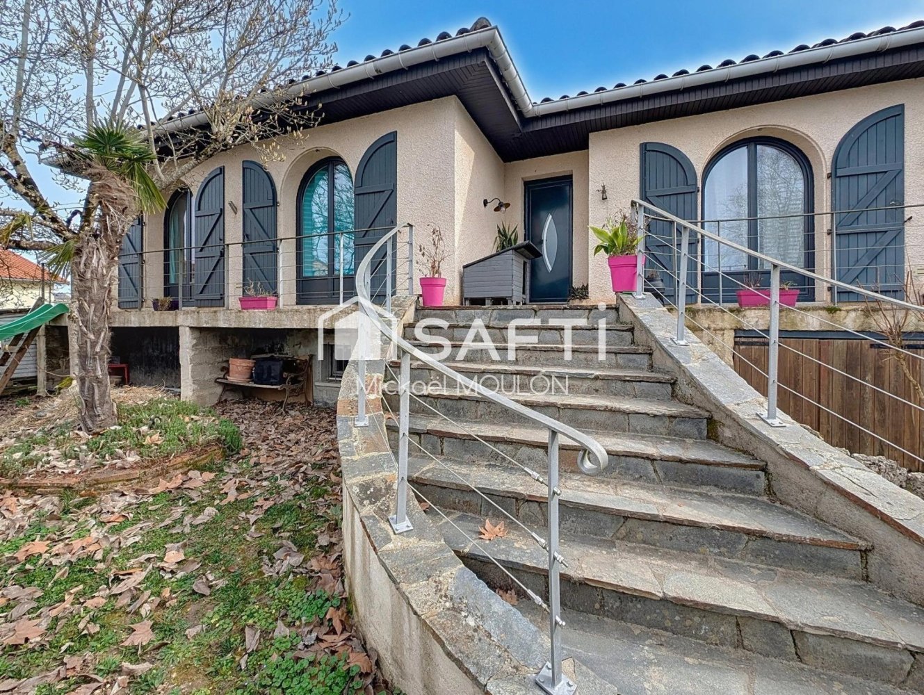 3 bedrooms House in Bessieres, France No. 316788