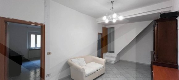 2 Schlafzimmer Wohnung in Ponsacco, Italy, Nr. 26976 6