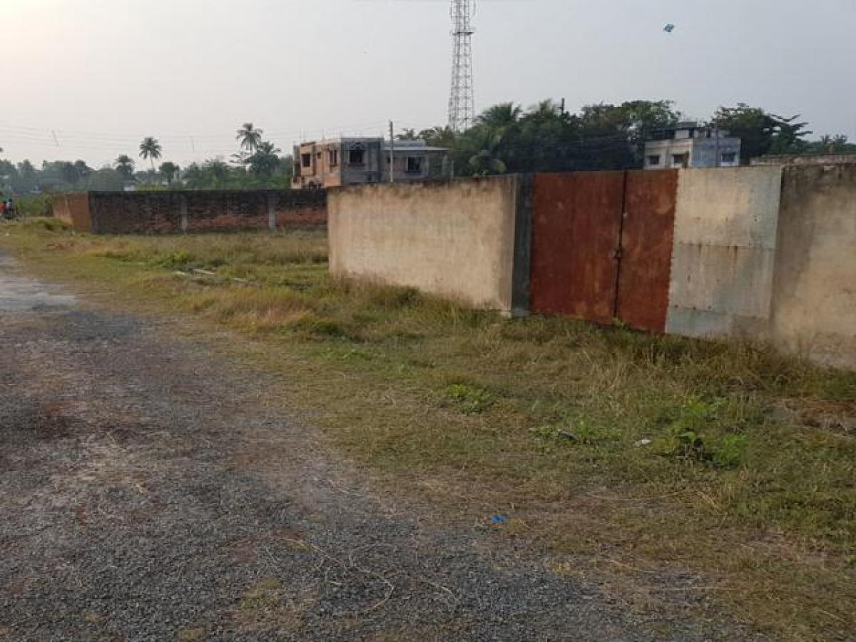  Land in Kolkata, India No. 34454