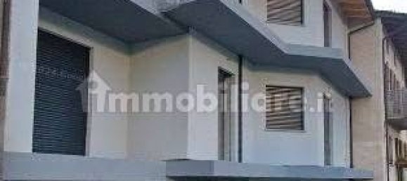Apartamento de 3 dormitorios en Montagna in Valtellina, Italy No. 374967 2