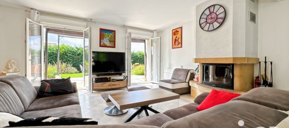 4 Schlafzimmer Haus in Charbuy, France, Nr. 322025 5