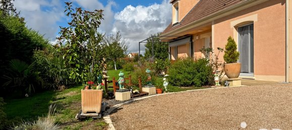 4 Schlafzimmer Haus in Charbuy, France, Nr. 322025 27