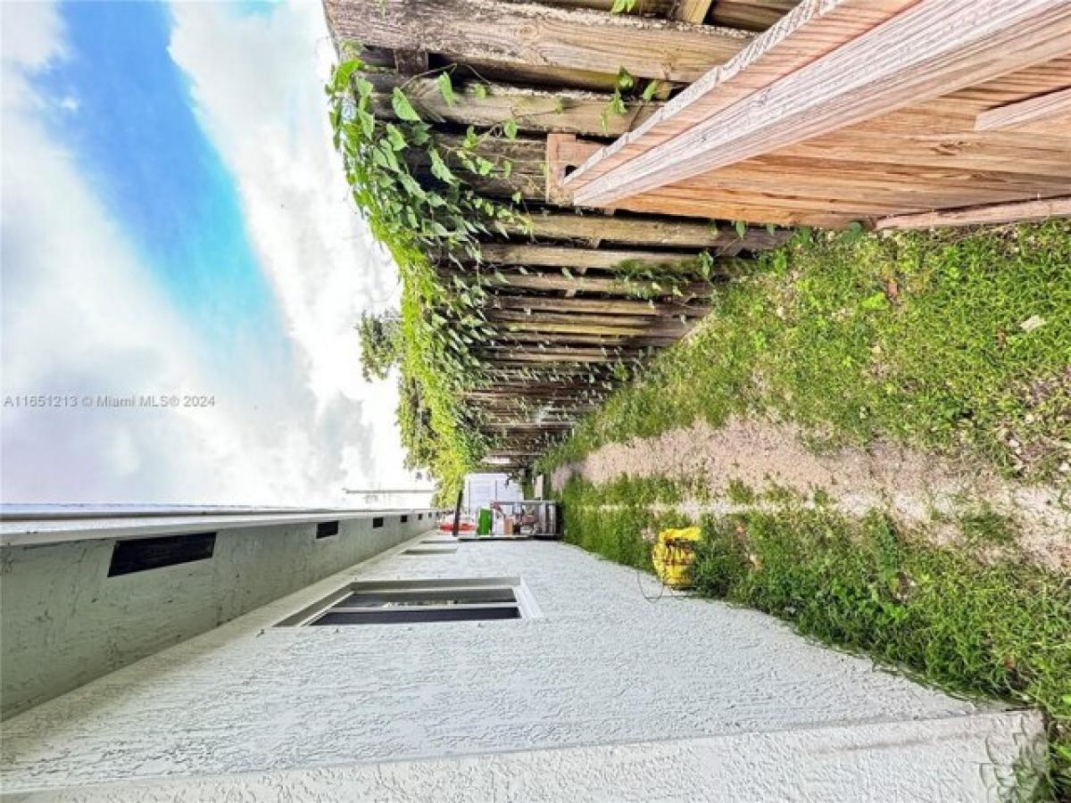 3 bedrooms House in Miami, USA No. 243214